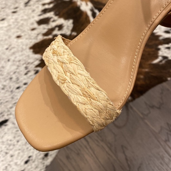 DV by Dolce Vita Frolic Heels in Caramel 9 - Picture 4 of 7